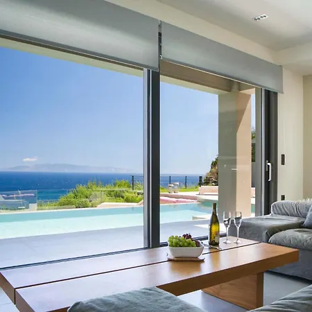 Christina By Vintage Travel Villa *